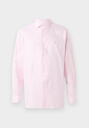 Svetlo roza longsleeve srajca s potiskom v karirano vzorcu, klasičnim ovratnikom in majhnim vezenim logotipom na levem prsnem delu.