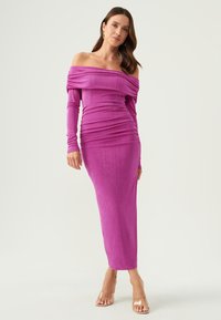BWLDR PIEDRA MIDI - Shift-haljina - hot pink