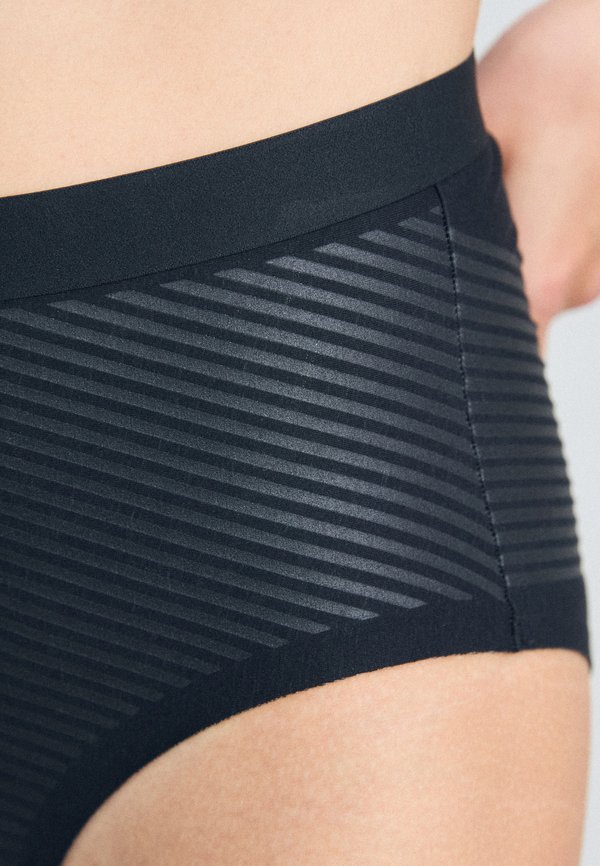 SUPIMA BRIEF - Shapewear2