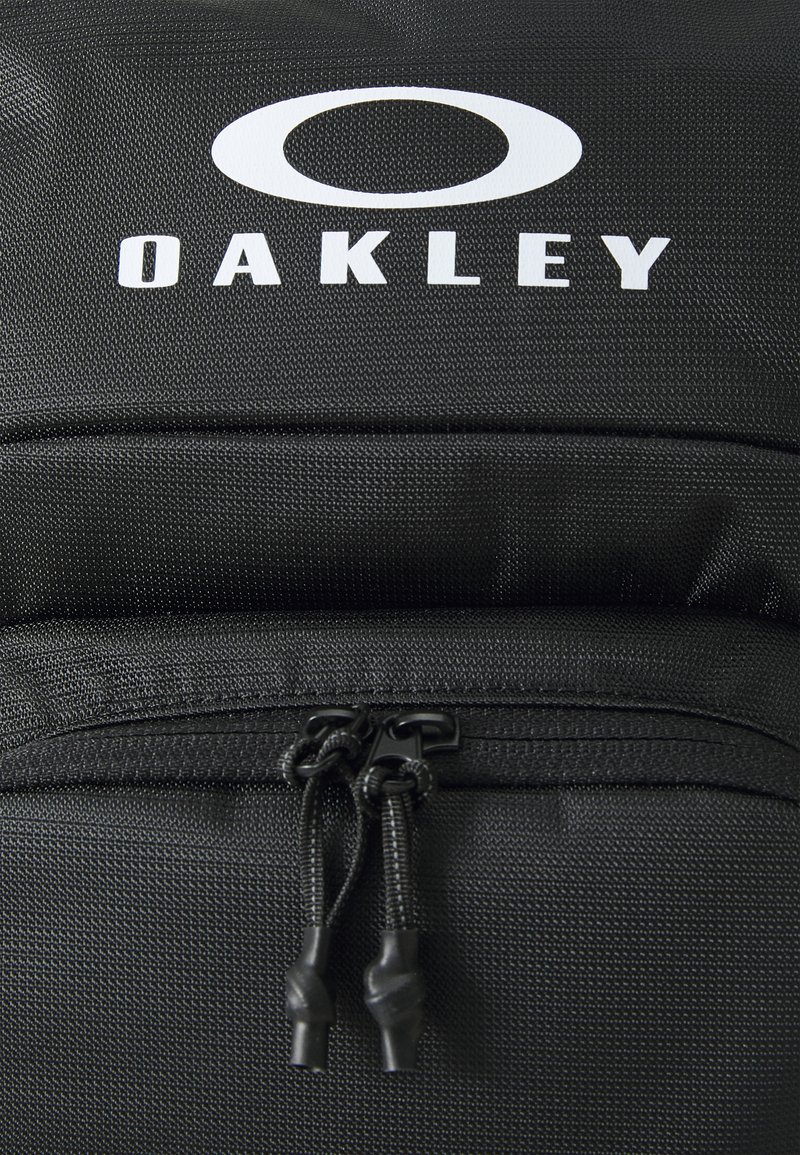 Oakley ESSENTIAL DAY PACK UNISEX - Zaino - blackout