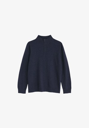 Marineblauwe pullover met kwartritssluiting, gemaakt van zacht gebreide stof, met een hoge kraag en een ontspannen pasvorm. Geribbelde manchetten en zoom. Gladde textuur, minimalistisch ontwerp.