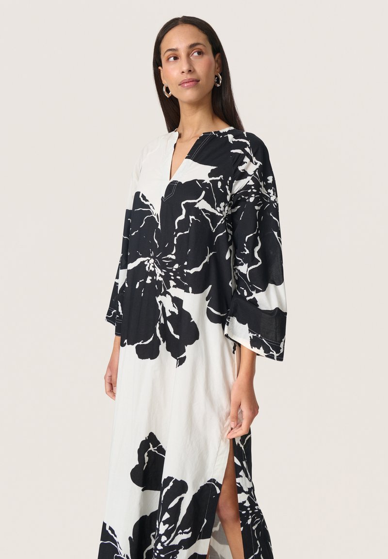 Soaked in Luxury SLJOANNE KAFTAN - Maxi dress - whisper white mega  flower/black - Zalando.co.uk