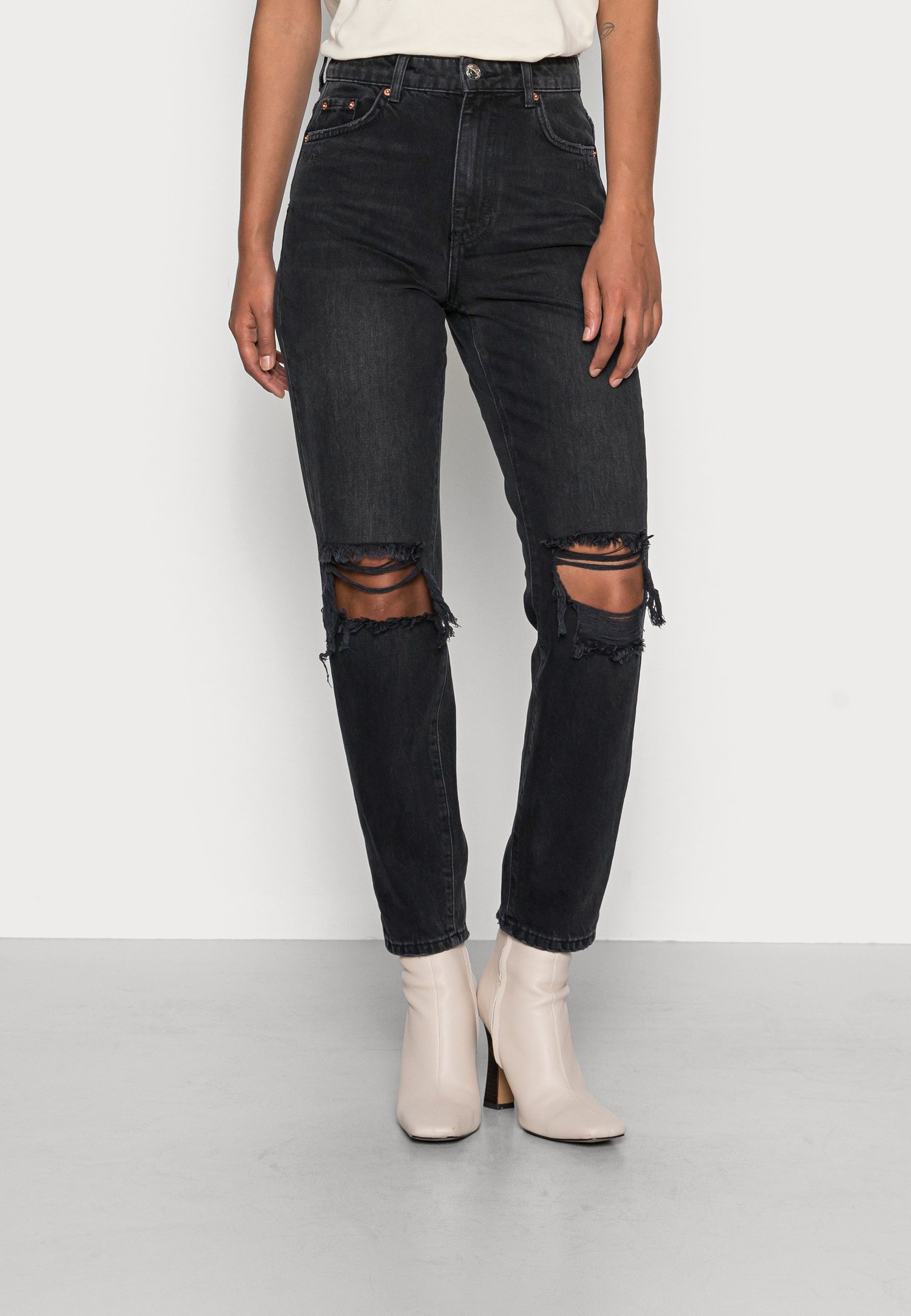 Gina Tricot DAGNY MOM - Relaxed fit jeans - black/grey destroy/grey denim -  Zalando.co.uk