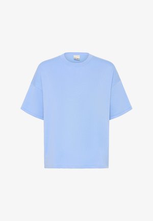 Light blue t-shirt made of soft fabric, featuring a round neckline, short sleeves, and a relaxed fit with a straight hem.