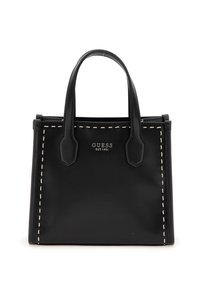 Borsa a tracolla in pelle nera con manici corti, caratterizzata da cuciture a contrasto color crema e un logo dorato sul davanti. Design rettangolare.