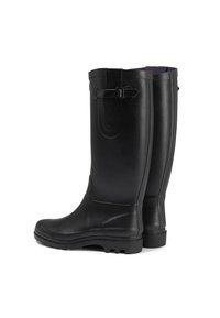 Bottes de pluie en caoutchouc noir avec une texture lisse, conçues avec un accent de boucle et une semelle robuste pour une meilleure adhérence.