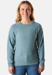 Hellblauer Pullover aus weichem Stoff mit rundem Halsauschnitt, langen Ärmeln und gerippten Bündchen sowie Saum. Sitzt bequem.