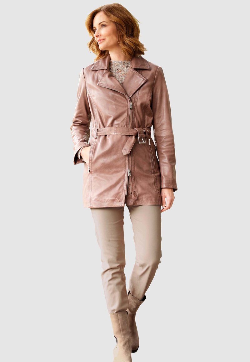 Damen Parkas | Paola Kurzmantel mahagony/braun - RZ66210 Damen Parkas | Paola Kurzmantel mahagony/braun - RZ66210