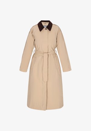 Trench coat beige con colletto in suede marrone, vita con cintura, maniche lunghe e tasche laterali, realizzato in un tessuto liscio e leggero.