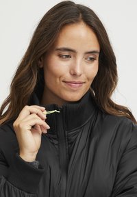 Fransa FRHARLYN JA 1 - Vinterfrakke - black