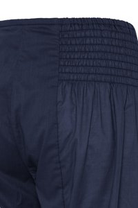 PULZ PZJILL WIDE CAPRI - Shorts - dark sapphire