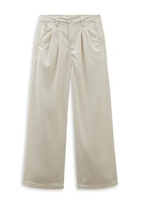 Pantaloni beige a gamba larga realizzati in tessuto morbido, con pinces frontali, chiusura a bottone e tasche laterali.