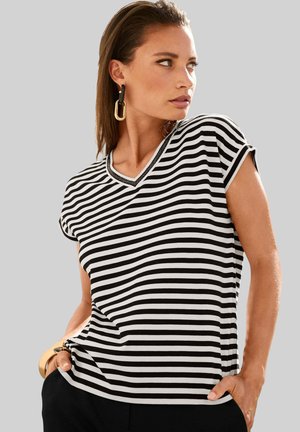 T-shirt à manches courtes noir et blanc à rayures, avec un décolleté en V et une coupe décontractée. Texture de tissu lisse et détail de col contrastant.