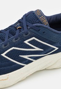 New Balance FRESH FOAM X 1080 V13 - Tenisice za cestovno trčanje - navy