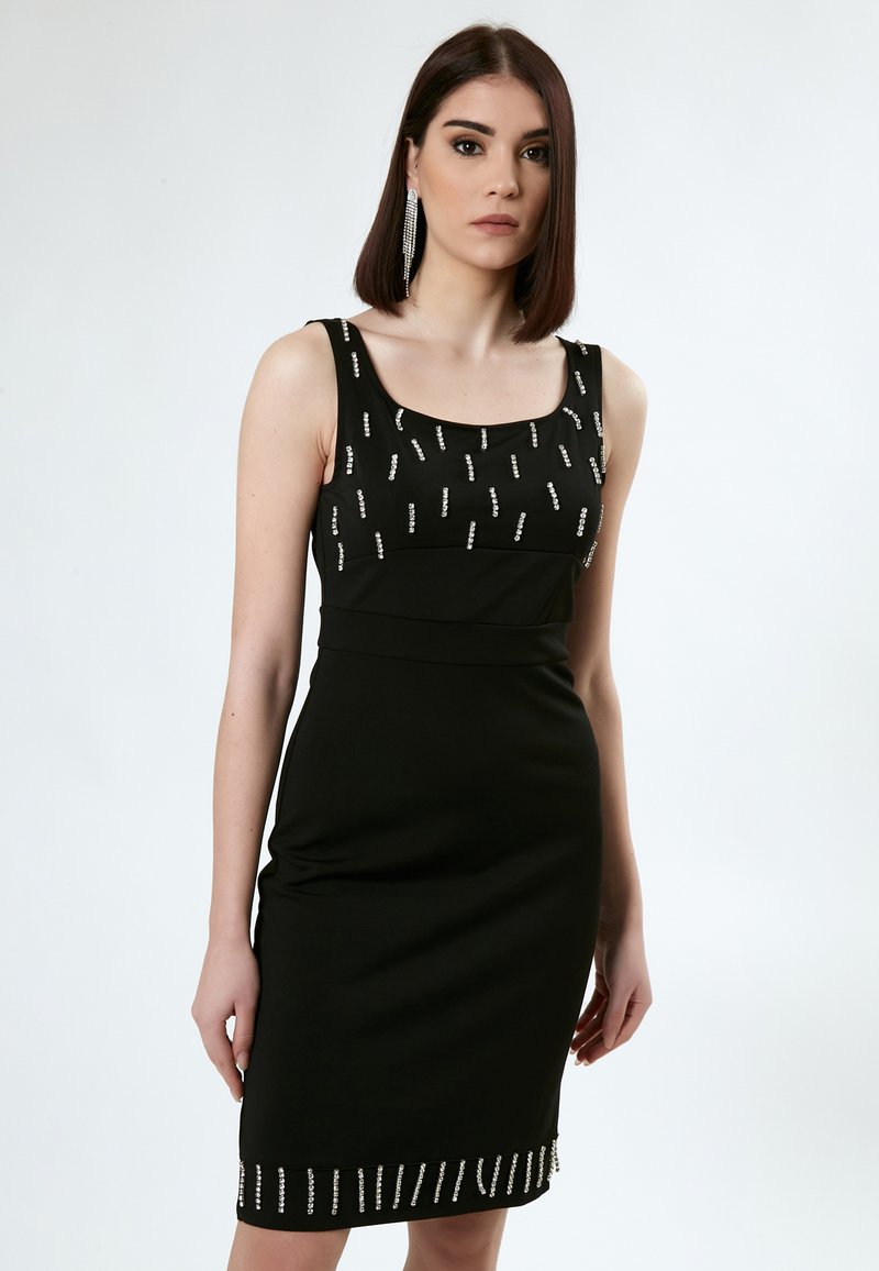 Damen Kleider | INFLUENCER Etuikleidblack/schwarz - RM71068 Damen Kleider | INFLUENCER Etuikleidblack/schwarz - RM71068