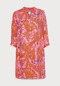 Emily van den Bergh Vapaa-ajan mekko - pink