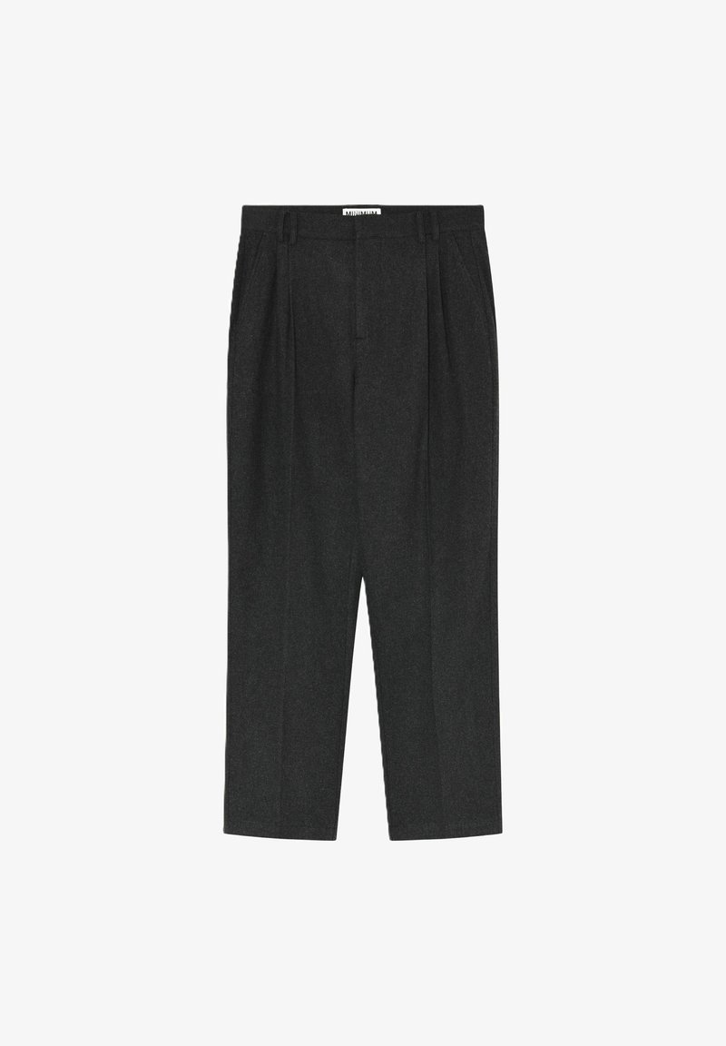 Hosen aus dunkelgrauer Wolle mit gefaltetem Vorderteil, geraden Beinen und einem mittelhohen Bund. Keine Taschen oder sichtbare Beschläge.