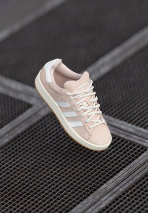 CAMPUS 00S W - Chaussures de skate - quartz/core white