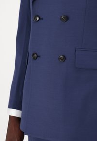 Isaac Dewhirst PREMIUM SUIT - Fato - mid blue