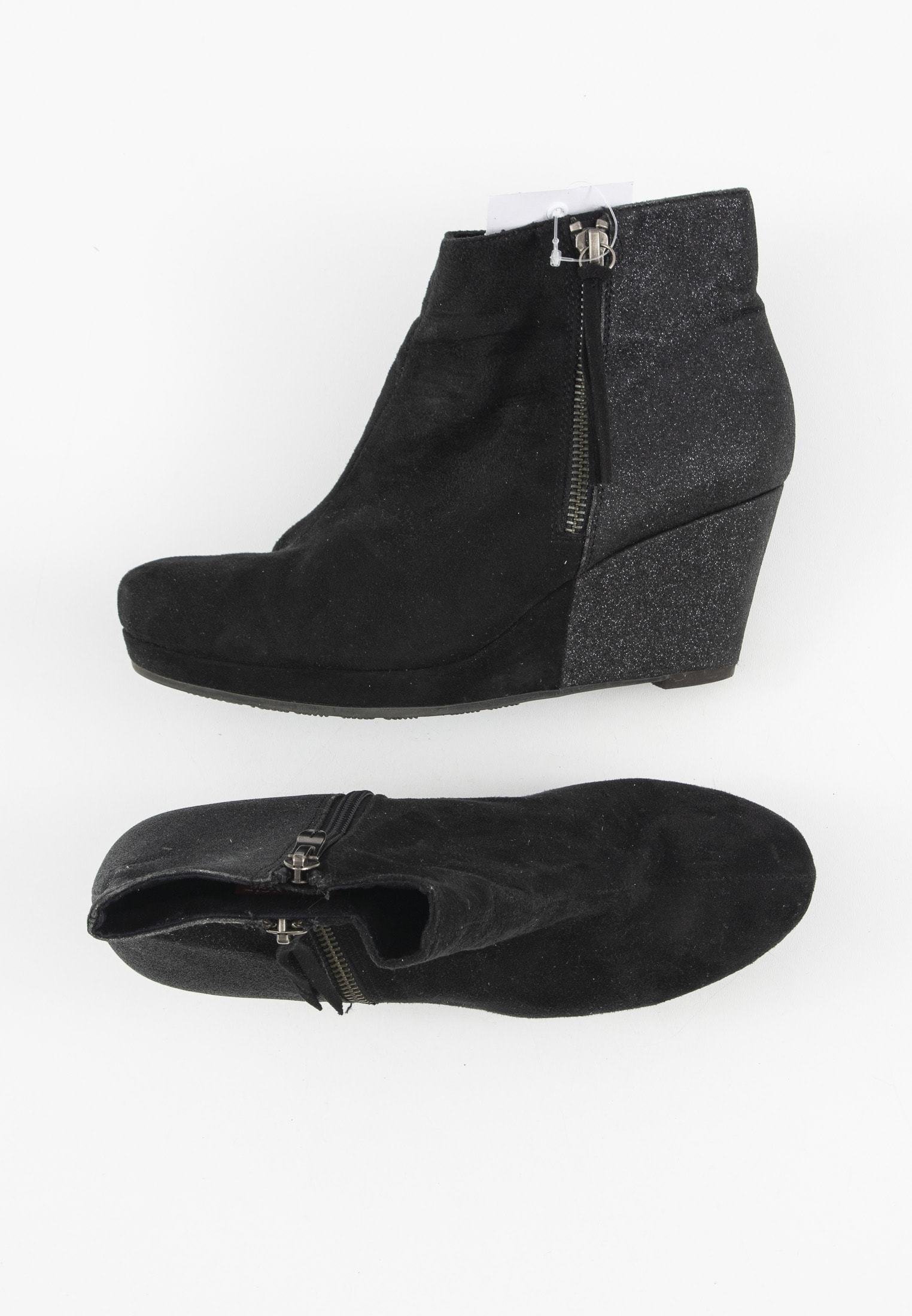 tamaris wedge ankle boots