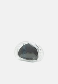 Éponge de beauté en silicone noir dans un étui en plastique transparent. L'éponge a une forme arrondie avec une texture lisse, idéale pour l'application de maquillage.