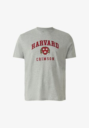 Hellgraues T-Shirt mit Rundhalsausschnitt, Harvard-Universitätswappen und rotem Schriftzug "HARVARD CRIMSON" auf der Vorderseite.
