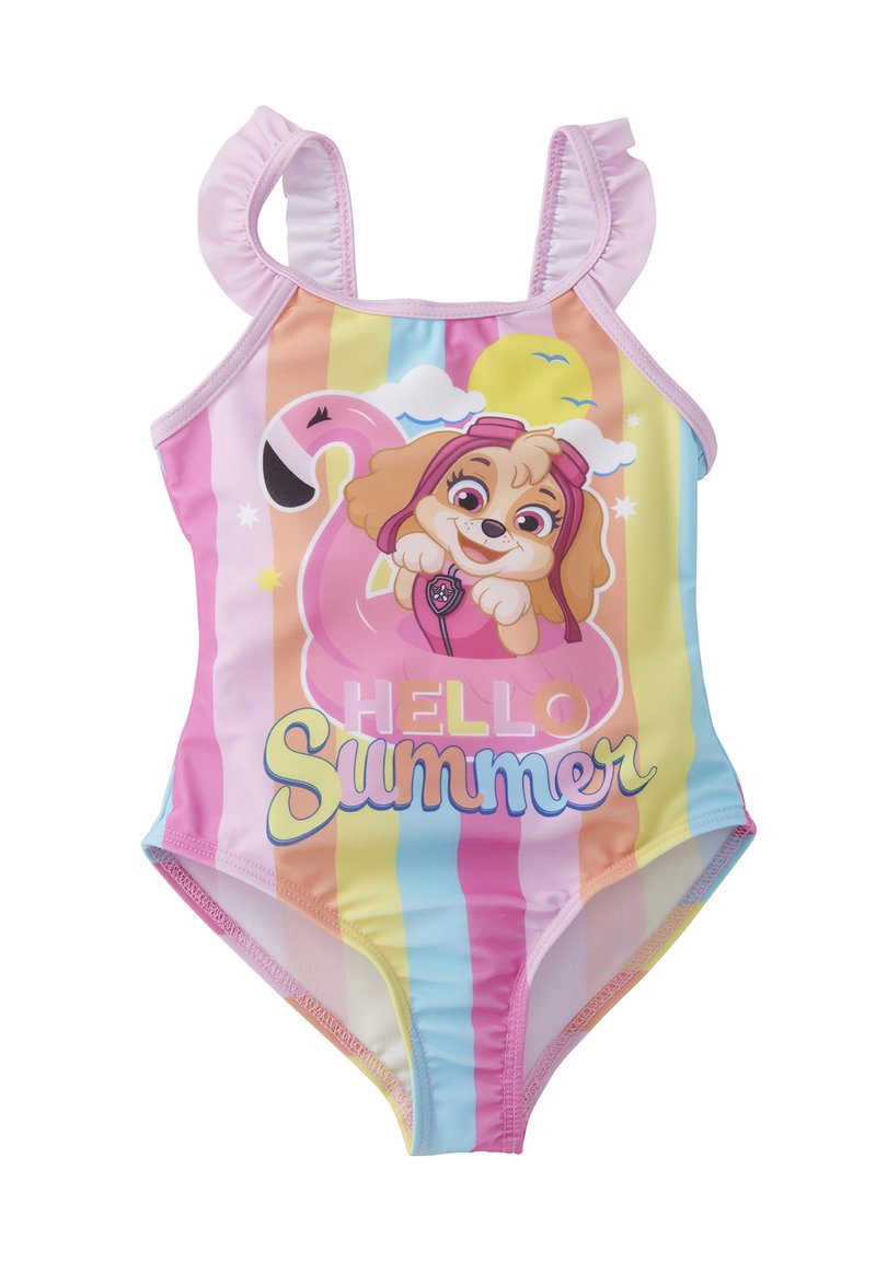 Costume da bagno intero colorato con spalline a volant, che presenta un cane dei cartoon su un fenicottero rosa e il testo "HELLO Summer" su strisce pastello.