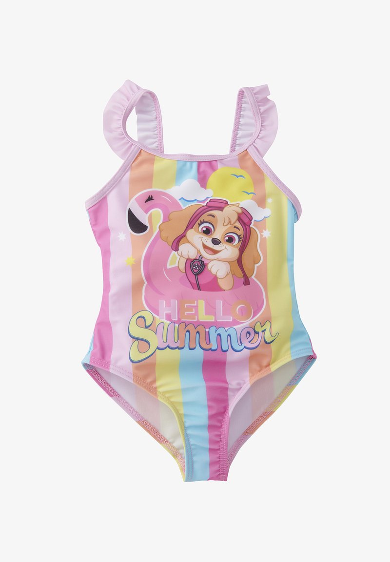 Costume da bagno intero colorato con spalline a volant, che presenta un cane dei cartoon su un fenicottero rosa e il testo "HELLO Summer" su strisce pastello.