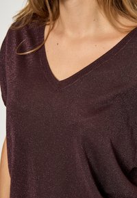 Minus CARLINA BATSLEEVE - Navadna majica - fudge purple met.