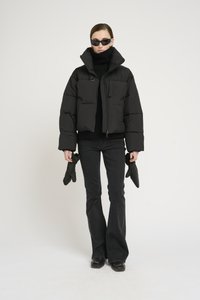 Gestuz PINARA SHORT PUFFER - Giacca invernale - black