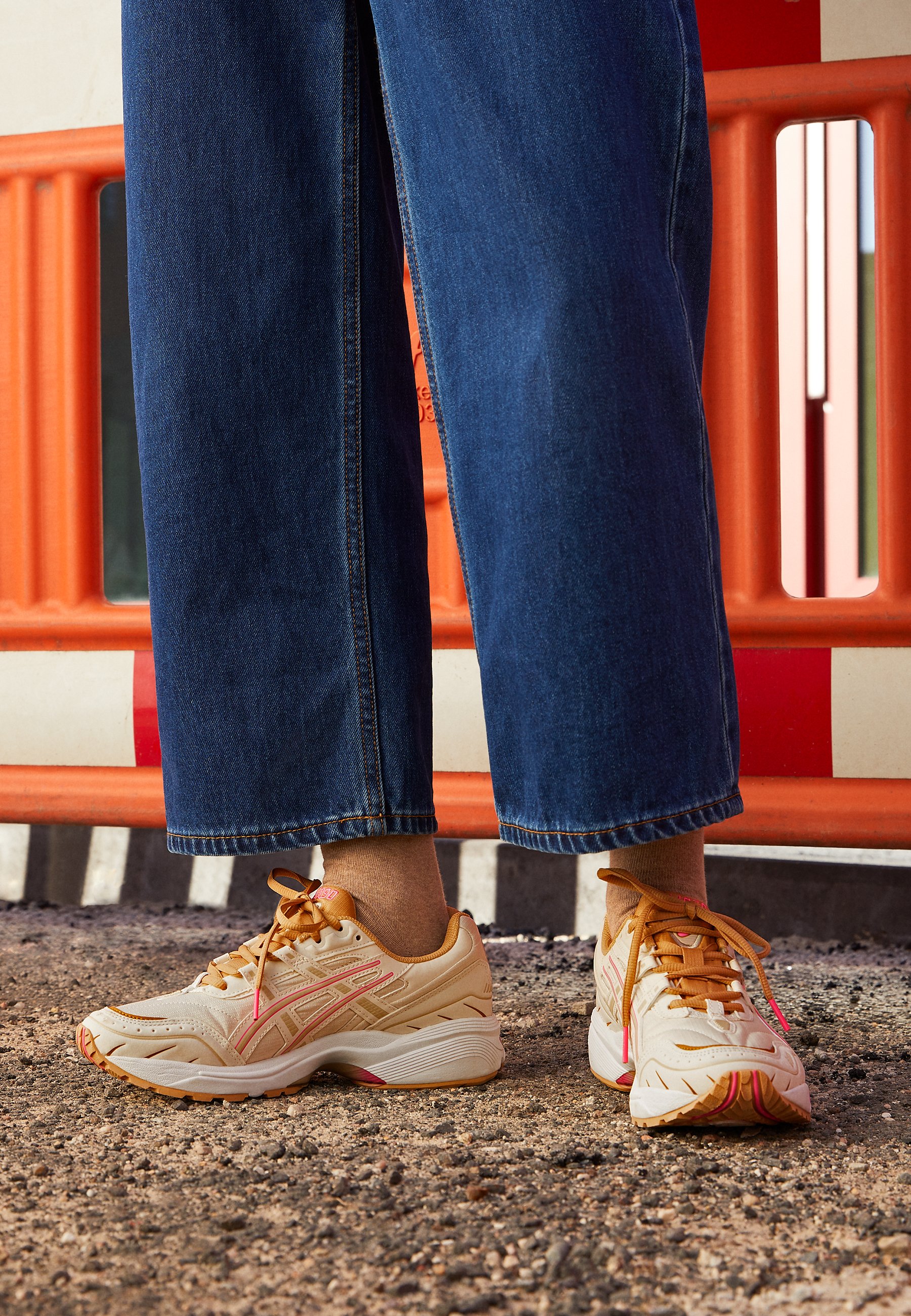 ASICS SportStyle GEL-1090 - Sneakers laag - birch/Beige - Zalando.nl