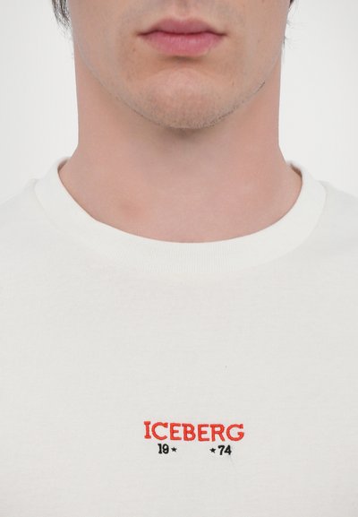Iceberg Print T-shirt - vaniglia