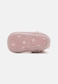 UGG BAILEY - Spedbarnsko - seashell pink
