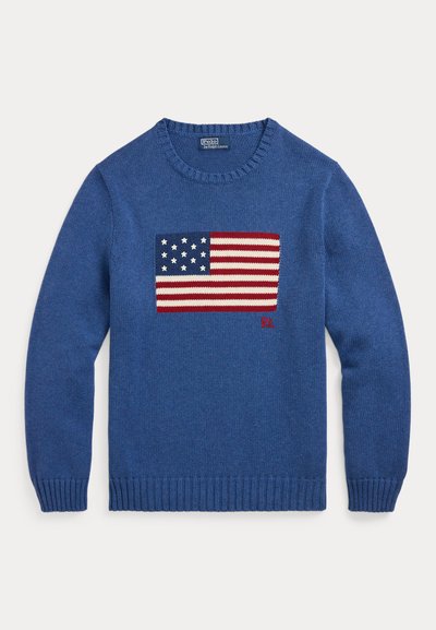 Blauer Strickpullover mit amerikanischem Flaggenmuster und roten "RL"-Initialen auf der Vorderseite, Rundhalsausschnitt sowie gerippte Bündchen und Saum.