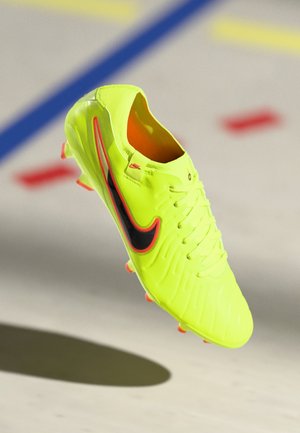 TIEMPO LEGEND 10 PRO FG - Botines de fútbol para terreno firme - volt/black