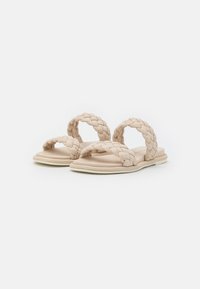 Tamaris Slippers - ivory