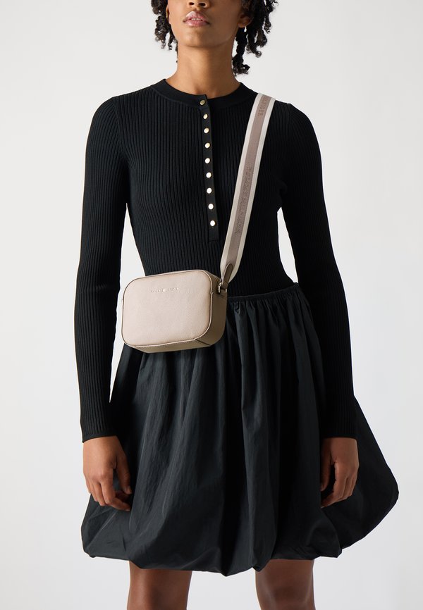 LOGOTAPE CAMERA BAG - Cross body bag - coastal taupe