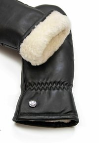 Schwarze Lederhandschuhe mit weißem Lammfellfutter. Mit genähtem Rand und einer silbernen Knopfakzent. Glatte Textur und strapazierfähiges Design.