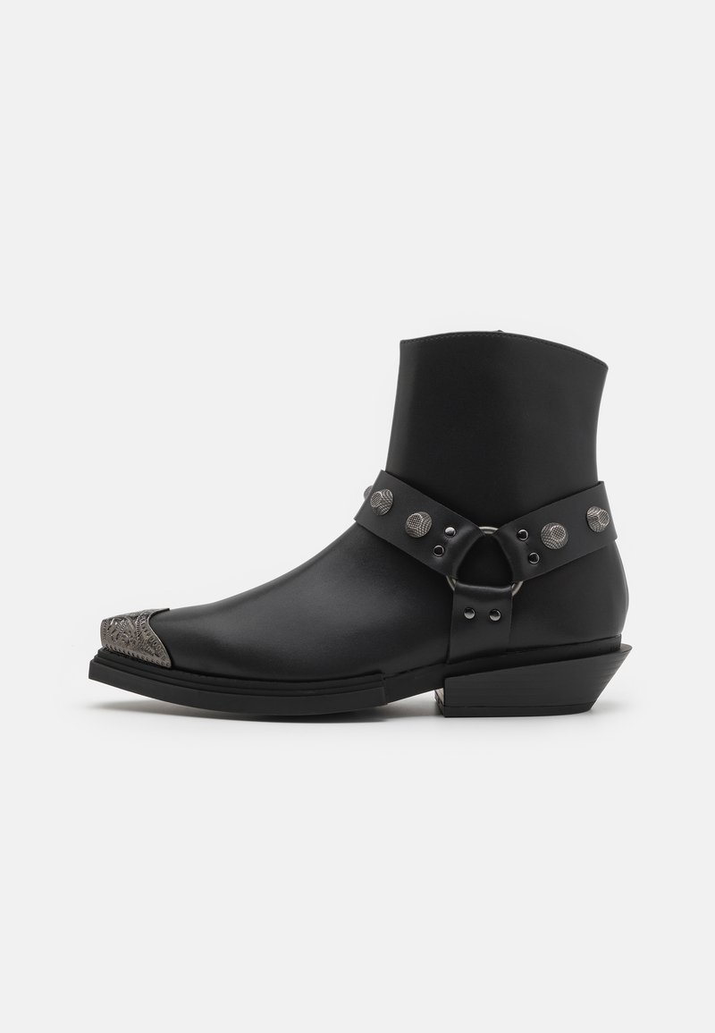 Koi Footwear - SOULRENDER HARDWARE BOOT UNISEX - Kaubojske/motorističke gležnjače - black/silver, Povećaj
