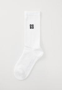 Selected, white