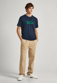 Pepe Jeans CLAUDE - Apdrukāts T-krekls - dulwich blue