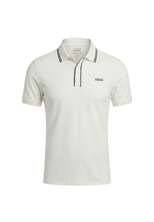 Polo bianca a maniche corte con rifiniture nere su colletto e patta, con logo "GUESS" ricamato sul petto sinistro.