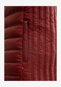 Unausgewählt, dunkelrot