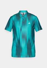 T-shirt med kort ärm i teal med ett pixelerat vertikalt randmönster och en knappslå med tre knappar, prydd med en liten vit geometrisk logotyp på bröstet.