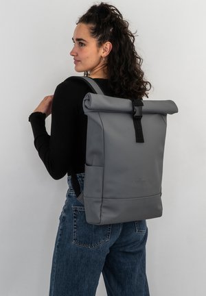 HARVEY MEDIUM - Rucksack - grau