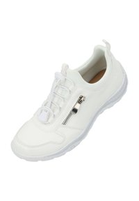 Zapatilla blanca con parte superior de tela suave, cordones elásticos, un cierre lateral y una suela blanca texturizada. Diseño minimalista con acentos ligeros.