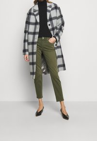 CLOSED Jeans slim fit - khaki