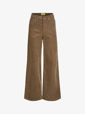 Pantalons large en velours côtelé brun à taille haute, avec une fermeture à bouton, des poches avant et une finition douce et texturée.