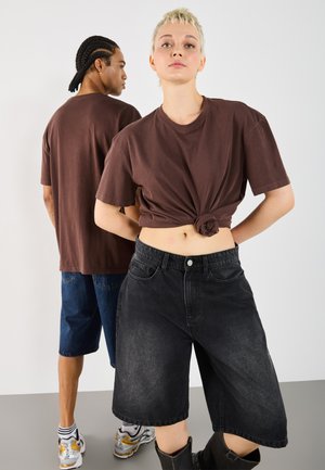 YOURTURN UNISEX BASIC GARMENT WASHED - Camiseta básica - coffee bean