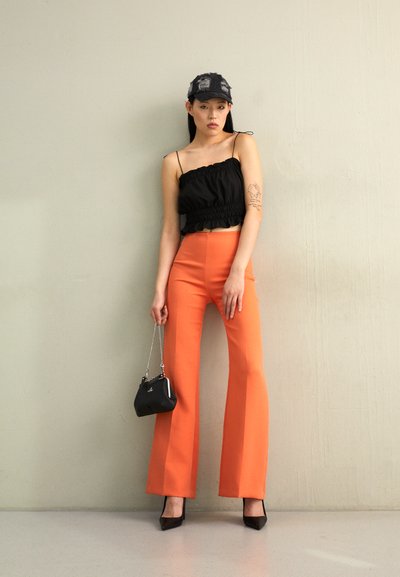 DESIGNERS REMIX VALERIE CROP - Μπλούζα - black